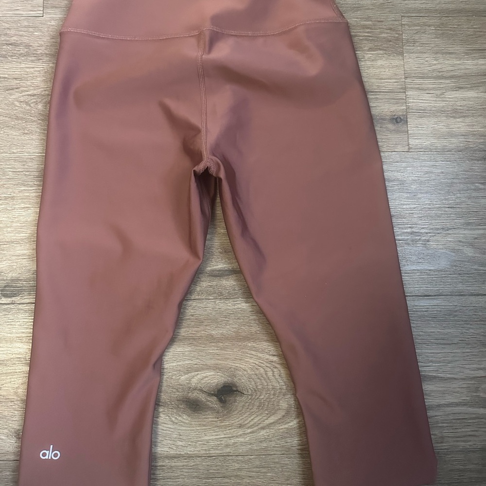ALO Yoga Blush Colored Leggings